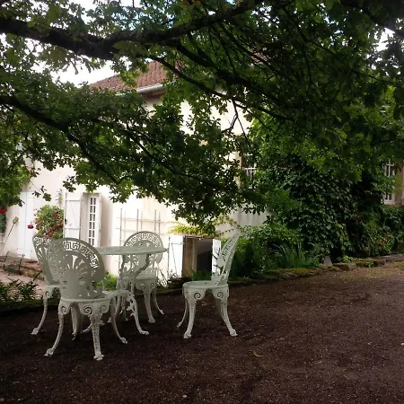 Le Prieure Guest house 4*