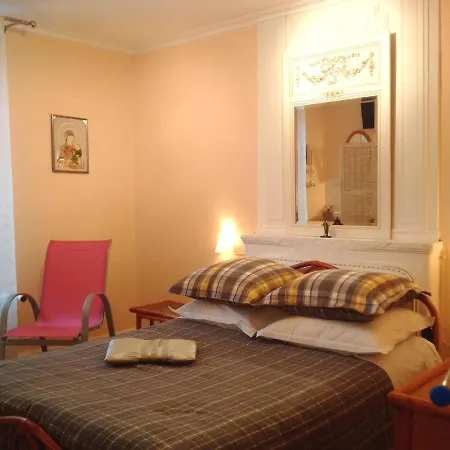 Guest house Le Prieure 4*